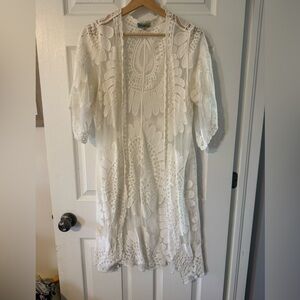 Rebellion White Lace kimono